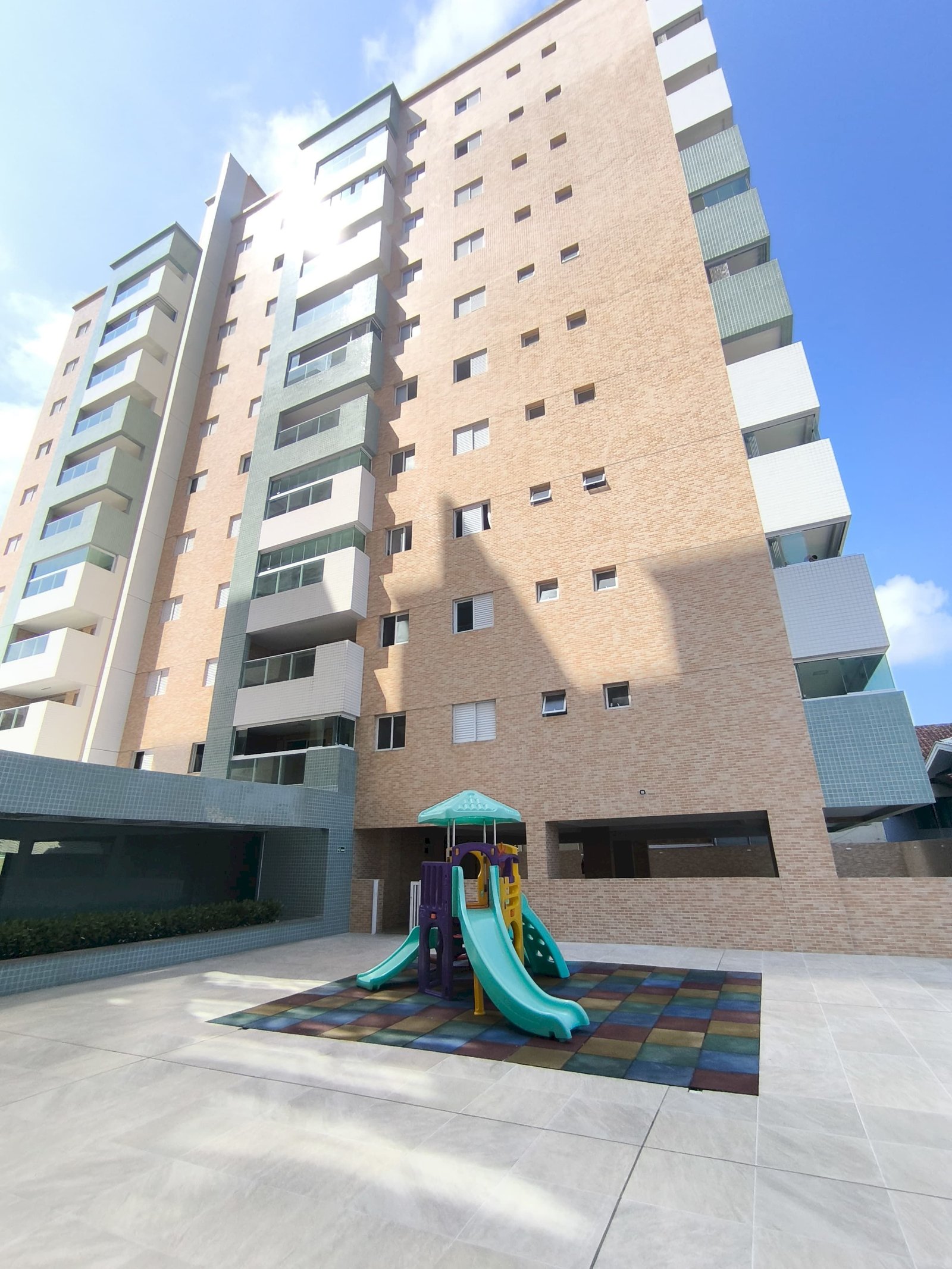 Apartamento em Itanhaém com 2 dormitórios