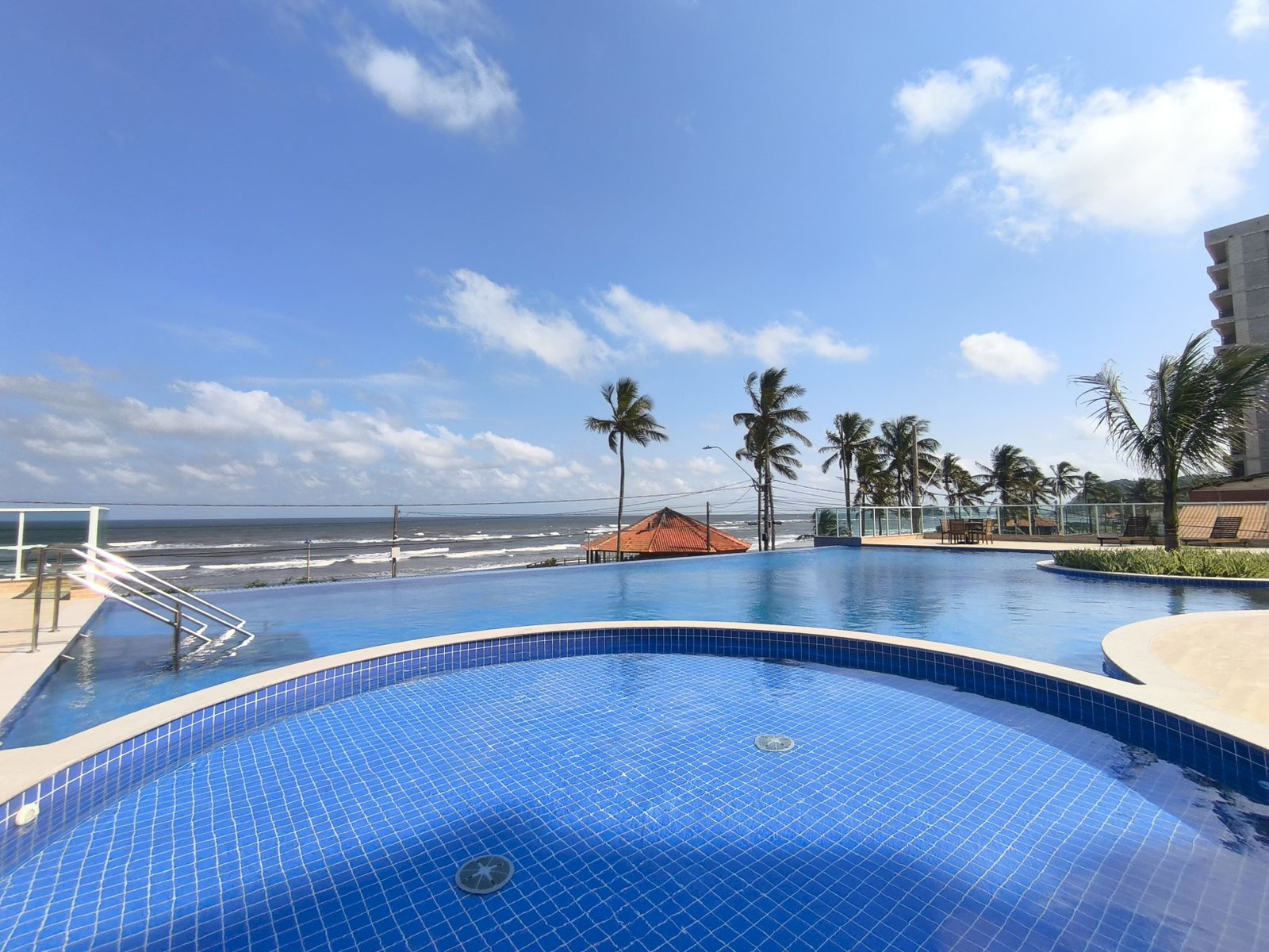 Apartamento em Itanhaém com 2 dormitórios