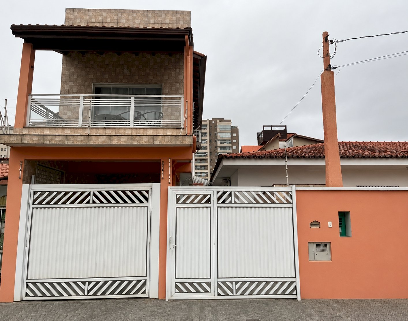 Sobrado em Itanhaém com 2 dormitórios